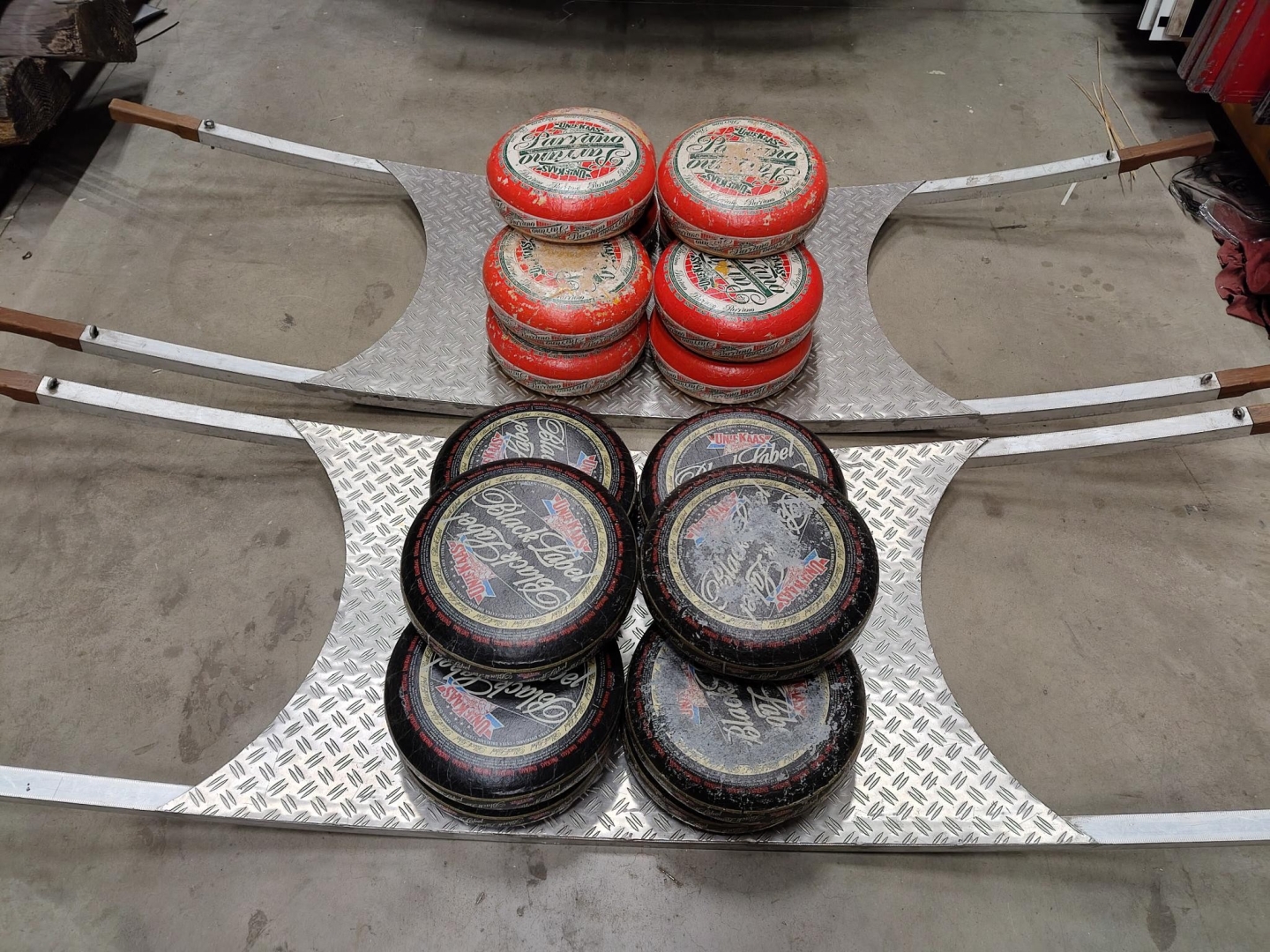 Verkoop - Kaasdrager incl. 10 kazen