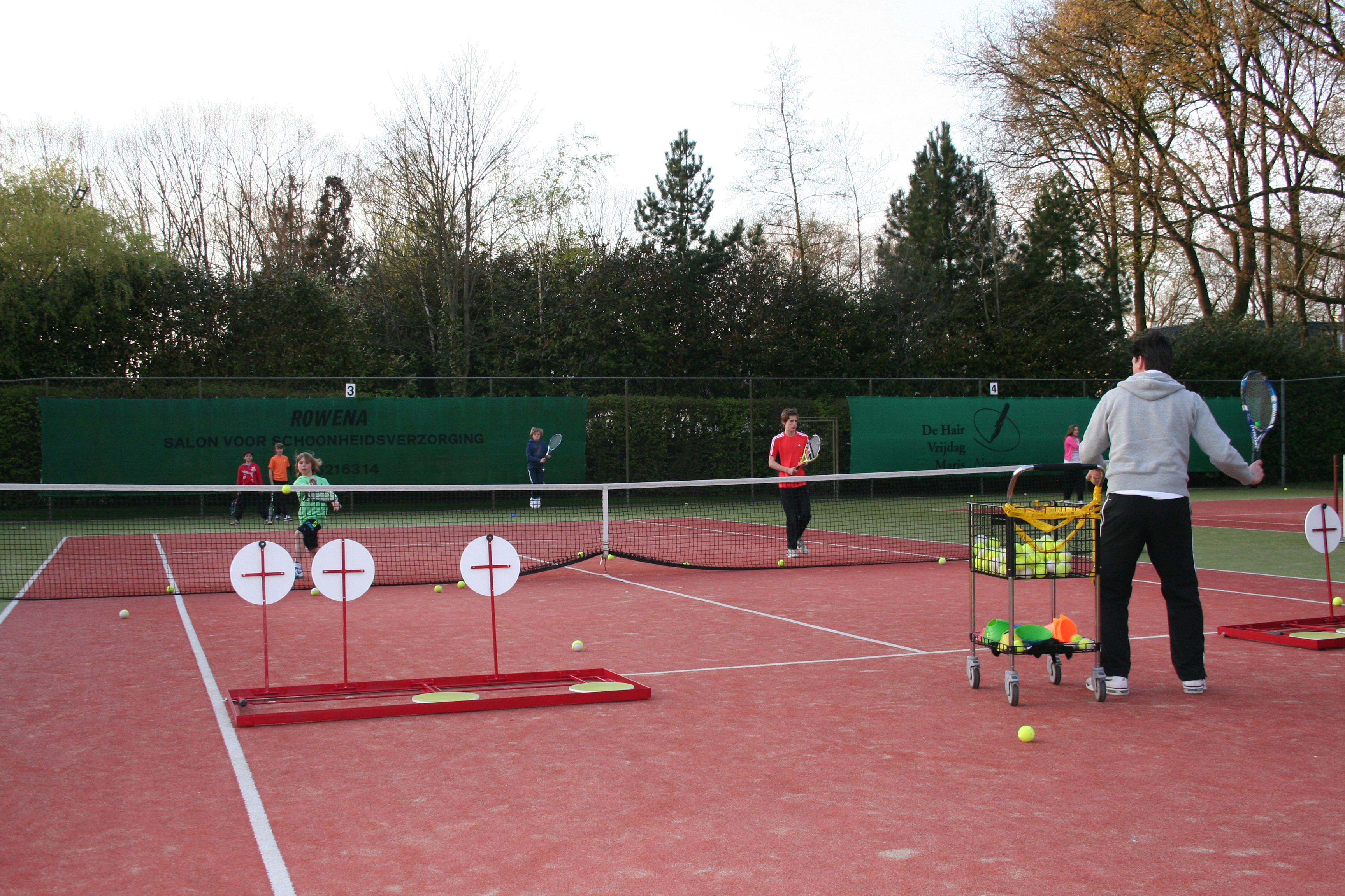Verkoop - Tennisballenmuur