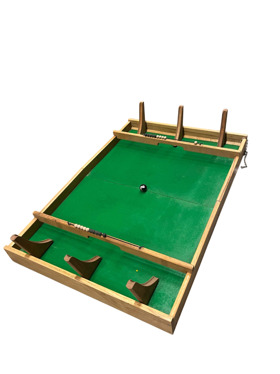 Knikkerbalspel L1,05 x B 0,76 x H 0,22 m.