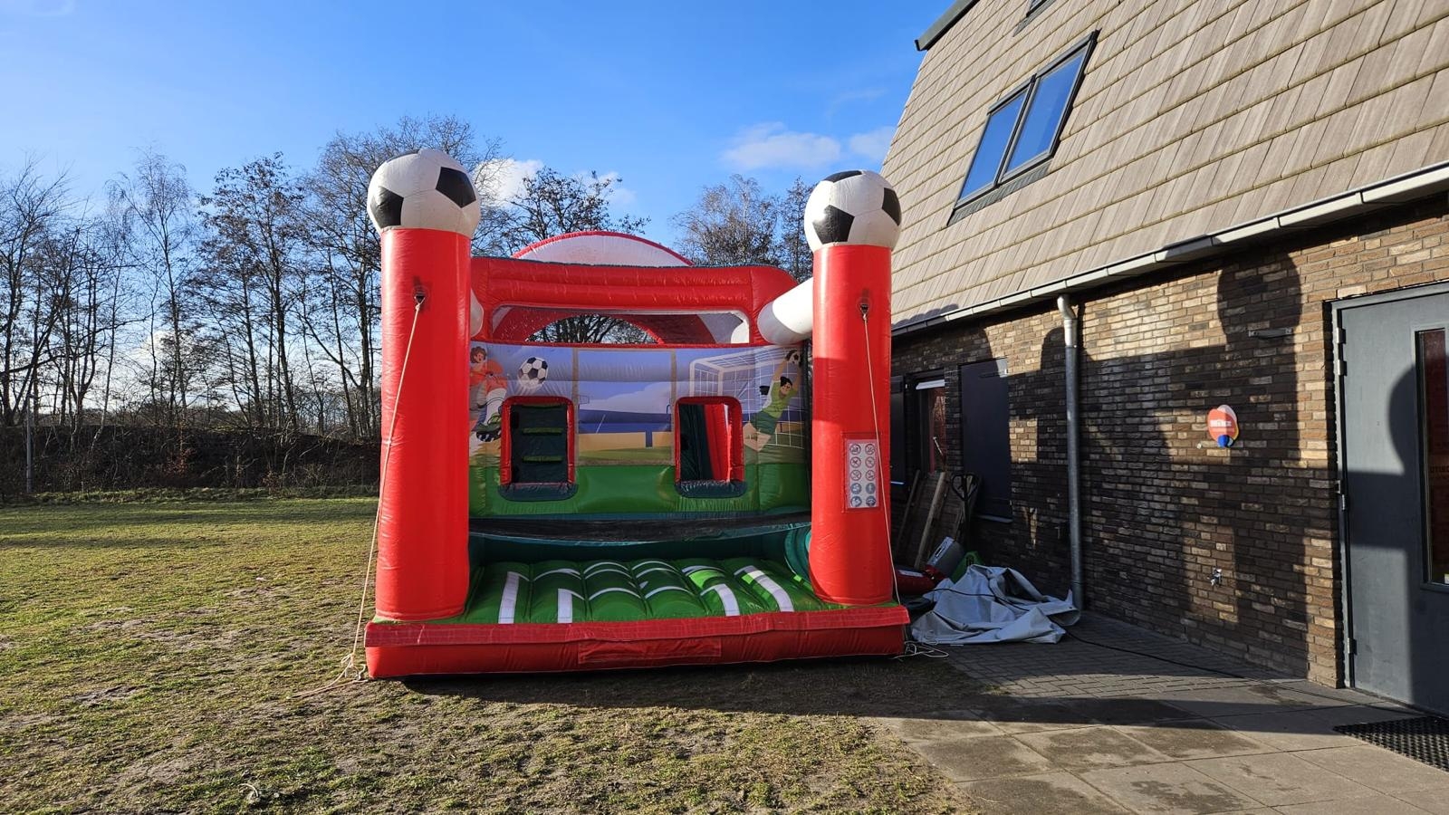 Hindernisbaan voetbal klimglij gedeelte