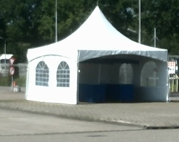 verkoop - Tent met puntdak (Pagode tent)