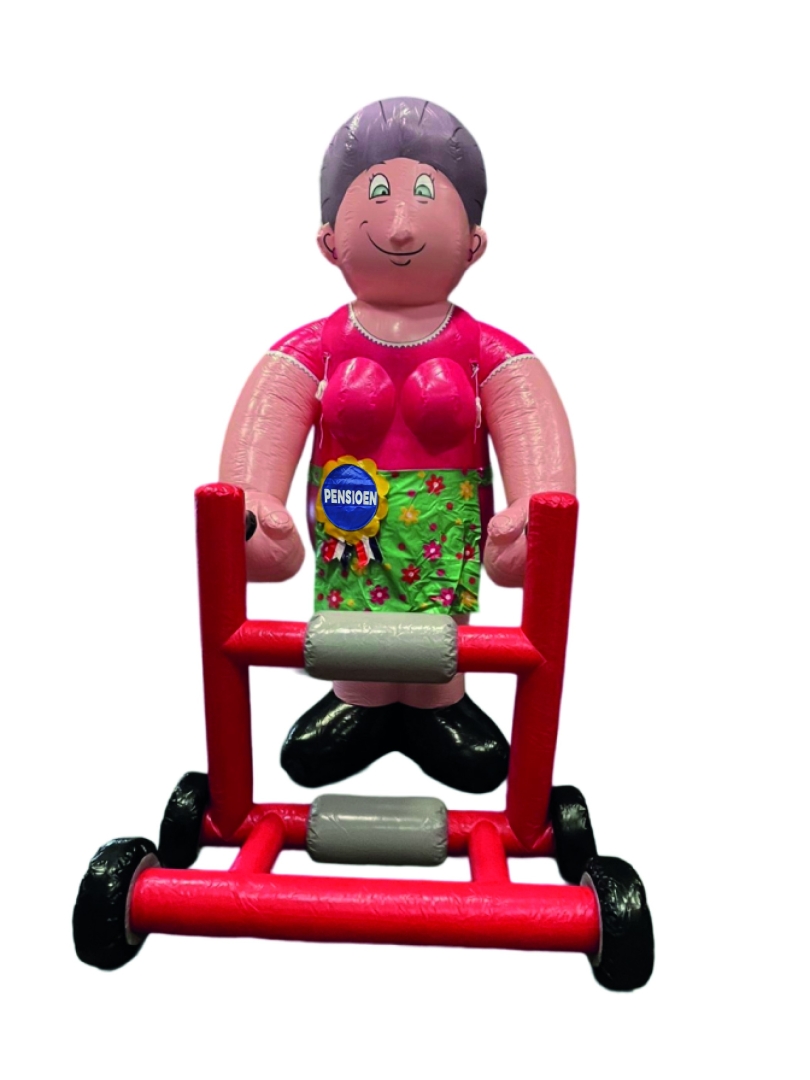 Pensioen Pop Vrouw met Rollator H4,0 m.