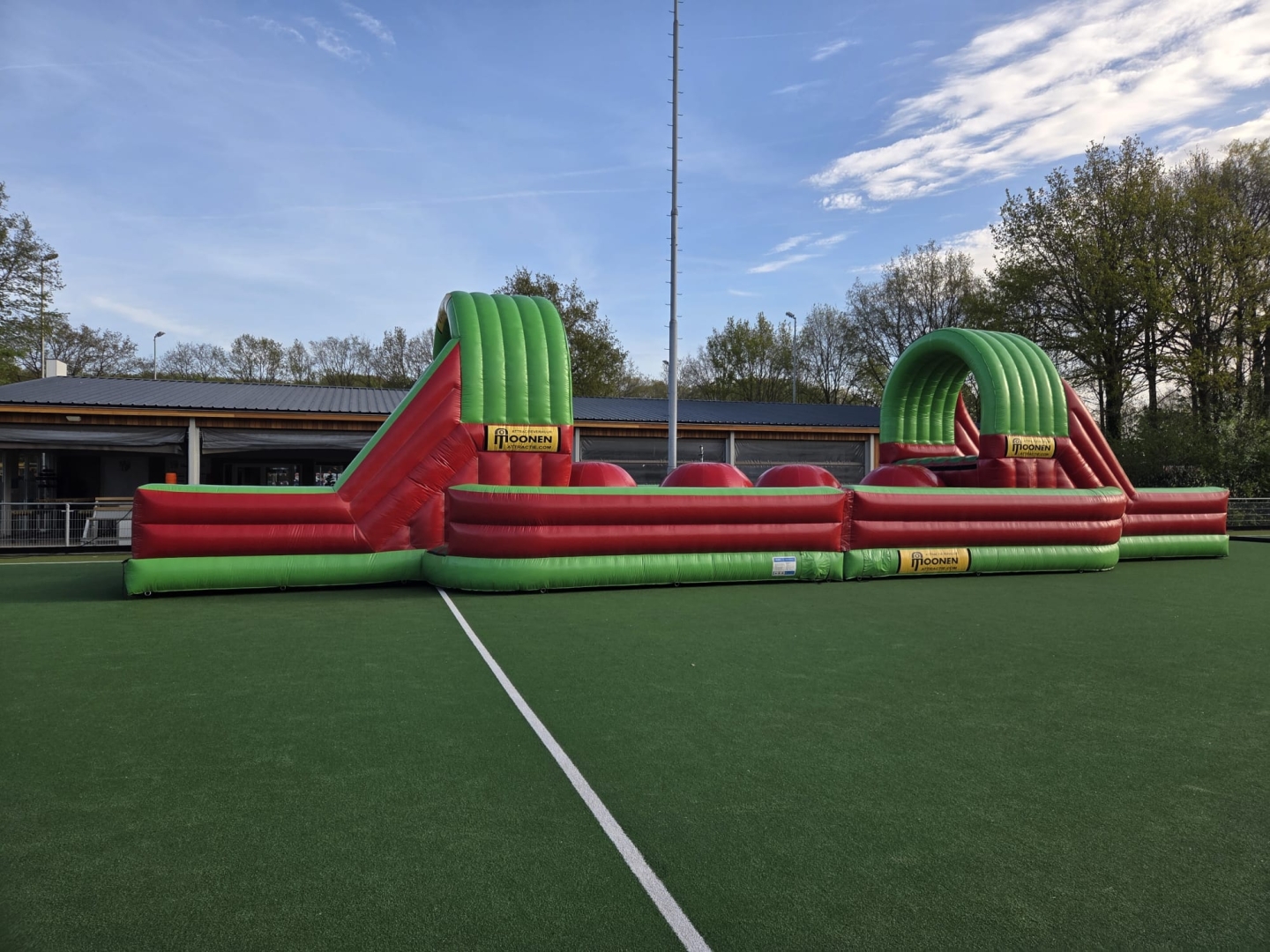 Mega balls hindernisbaan