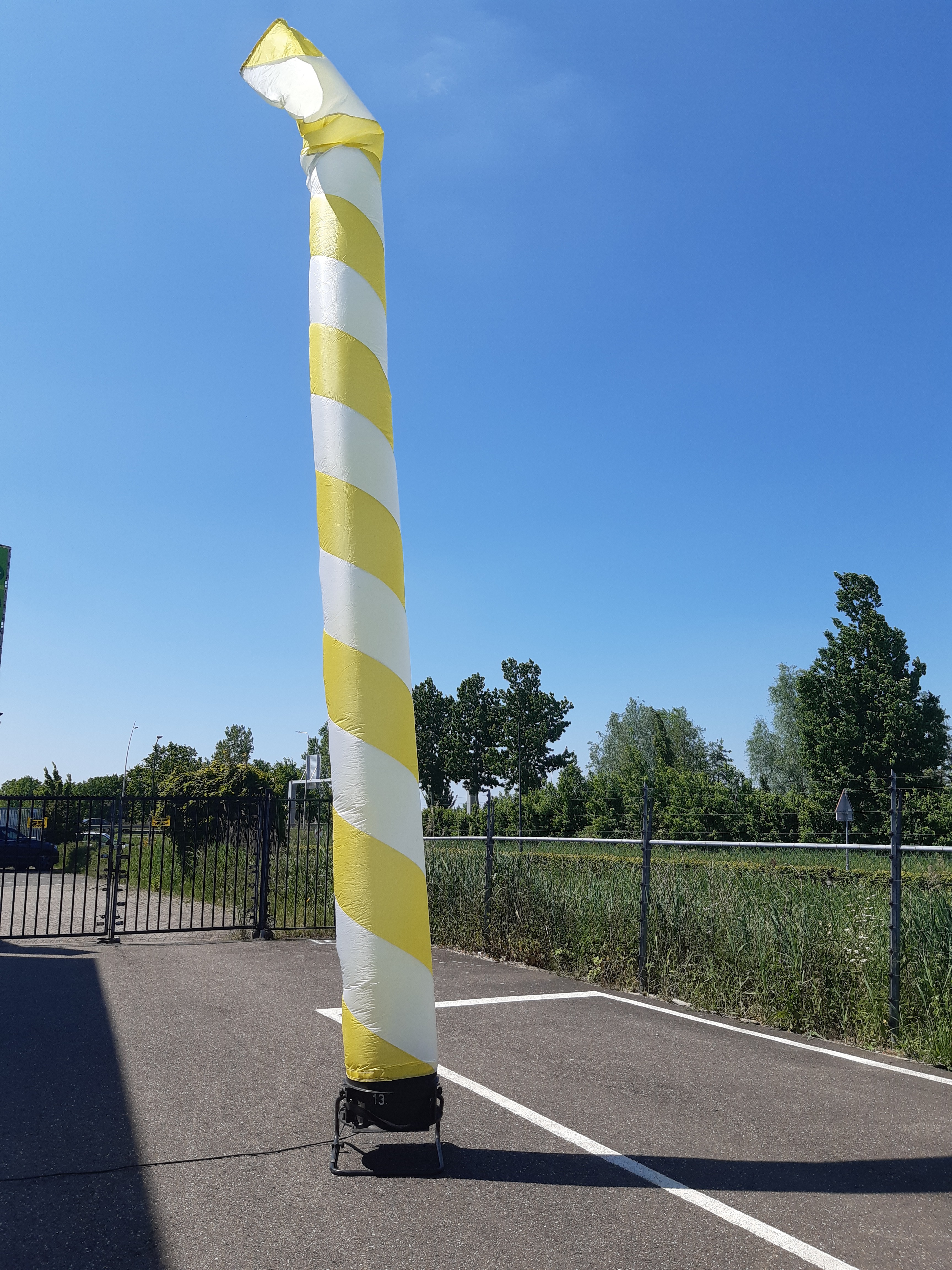 Skytube Geel - wit incl. blower