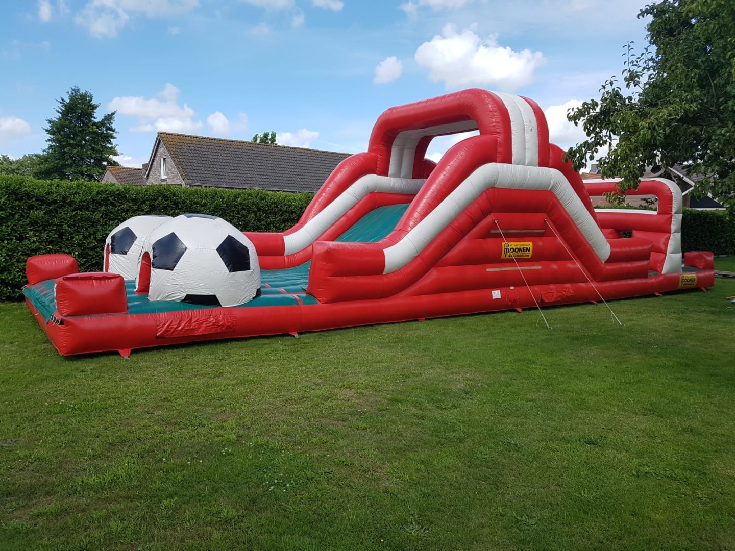 Stormbaan voetbal klimglij